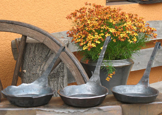 Massive, rustikale geschmiedete Pfanne 130mm